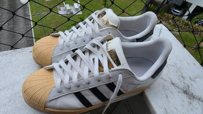 Tênis Adidas