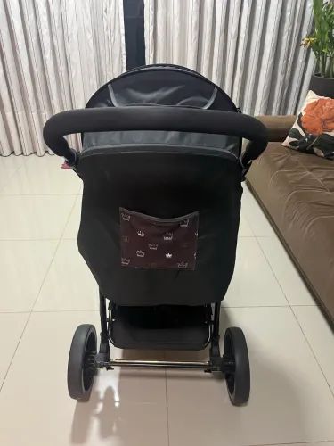 Carrinho de bebê Cosco