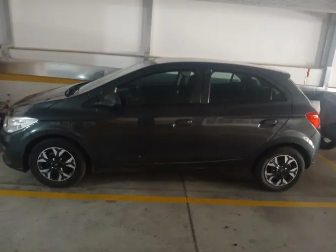 Chevrolet Onix JOY Hatch 1.0 8V Flex Mec. 4P 2018