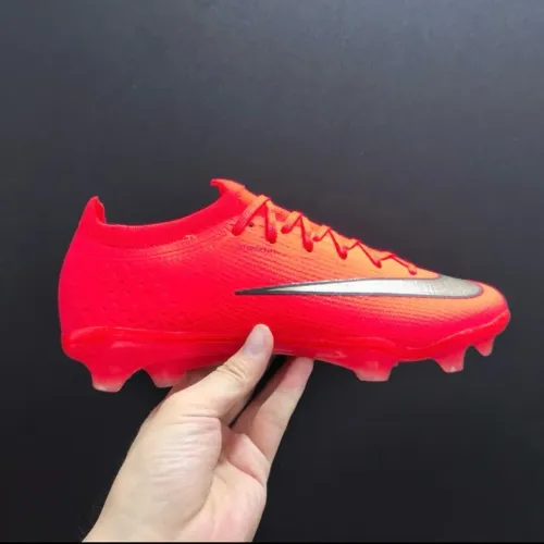 Chuteira Nike