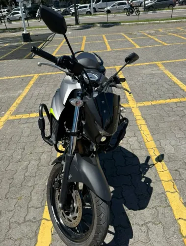 Yamaha Fazer 250