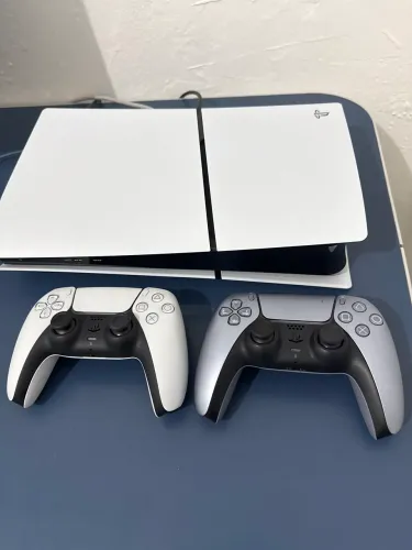 Controle PS5 200,00 cada