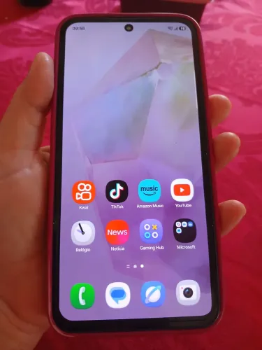 Celular a35 usado
