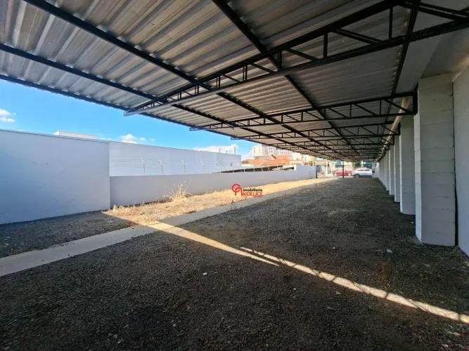 Terreno para alugar, 350 m² por R$ 3.200/mês - Vila Pavan - Americana/SP