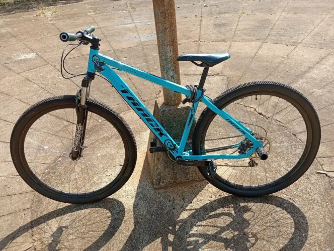 Bicicleta(Bike)/ aro 29/ track trivo/ mt200 traseiro/ Levorin eruption