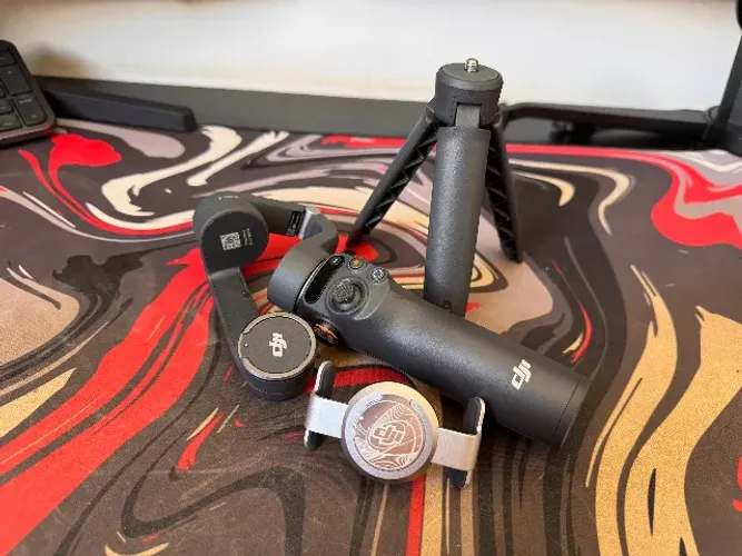 Gimbal DJI Osmo Mobile 6 - Estabilizador Profissional com Extensor