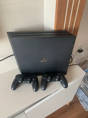PS4 PRO 1TB