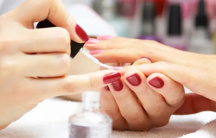 Precisamos de manicure 