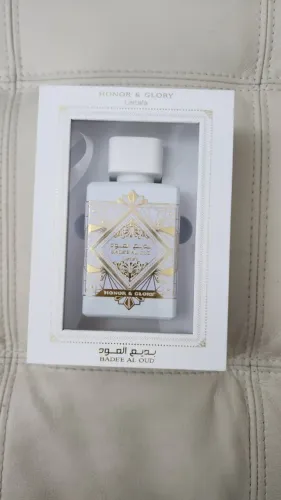 Perfume Árabe Lattafa Bade'e Al Oud Honor & Glory (Original - 100ml)