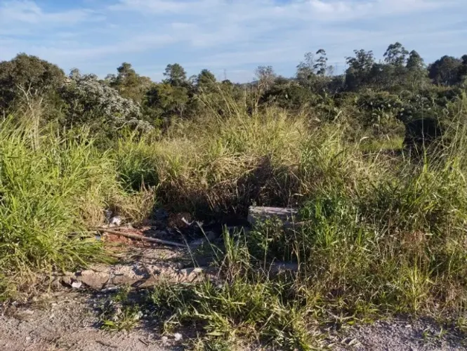 Vendo terreno em parelheiros 5x25