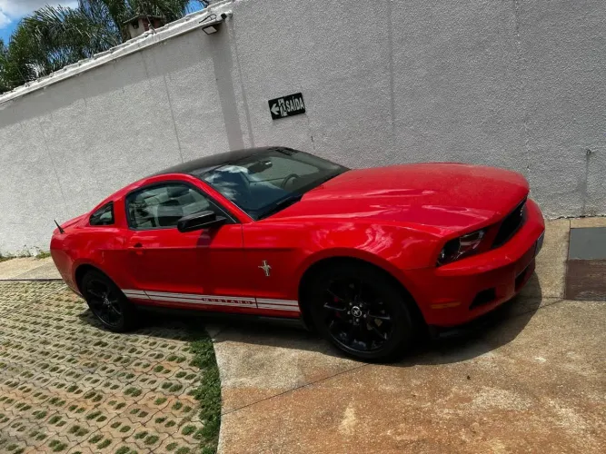 Ford Mustang V6 Premium 2011