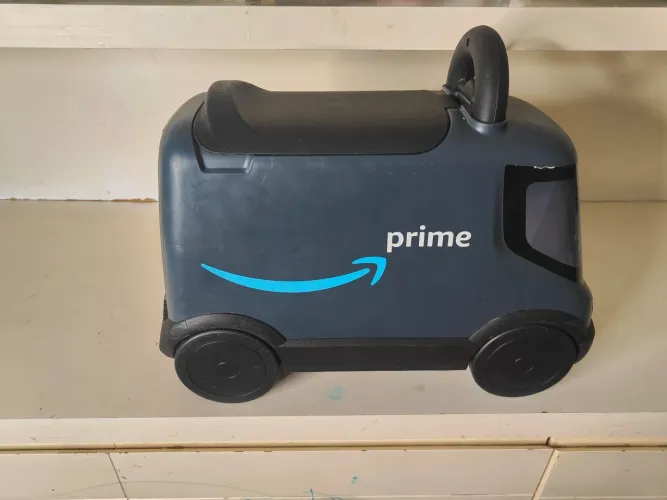 Brinquedo de carinho de entregar Amazon