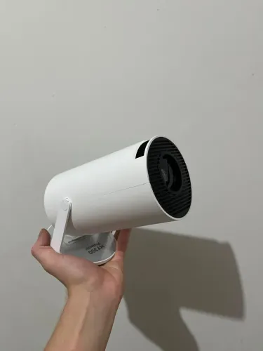 Mini Projetor Inteligente Smart HY300