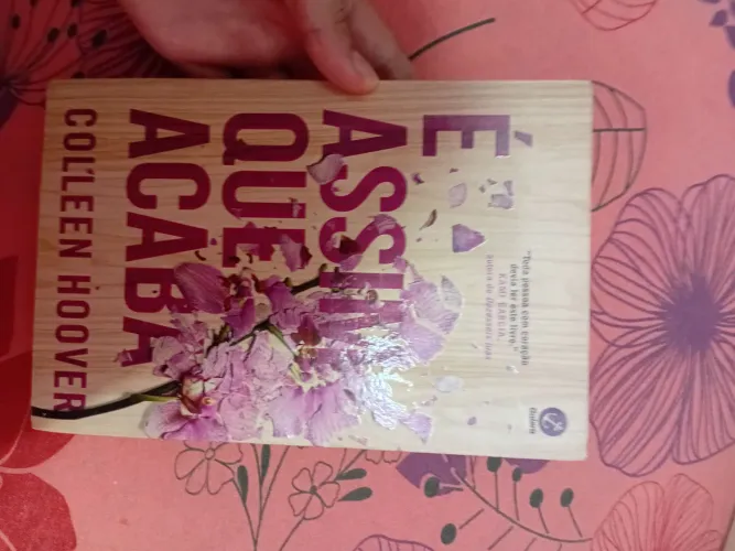 Romances Populares (Colleen Hoover )