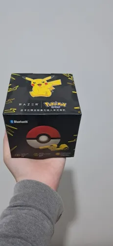Fones Bluetooth Razer original pokemon company edição pikachu