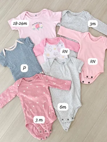 Lote de roupas infantis