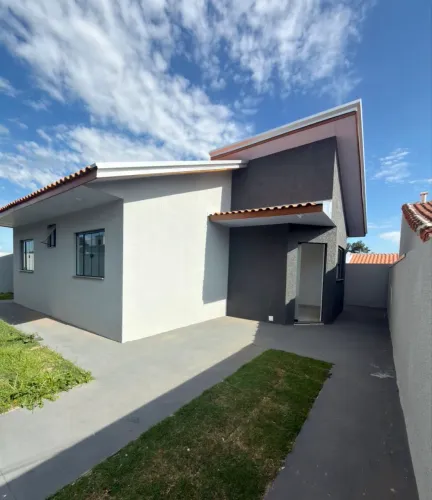 *** Oportunidade*** Excelente Casa a venda em Uvaranas