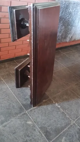 Mesa madeira maciça