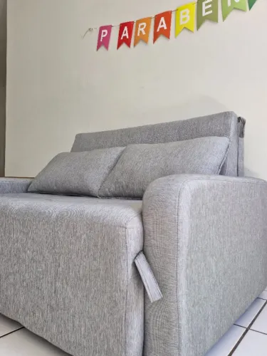 Excelente sofá cama