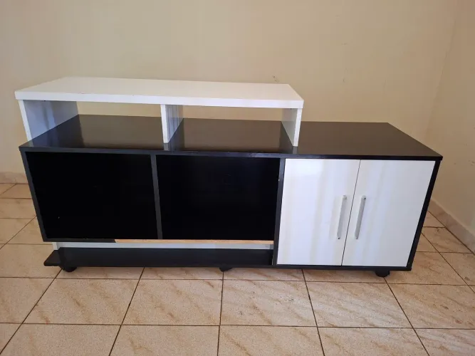 Vende-se rack usado bem conservado