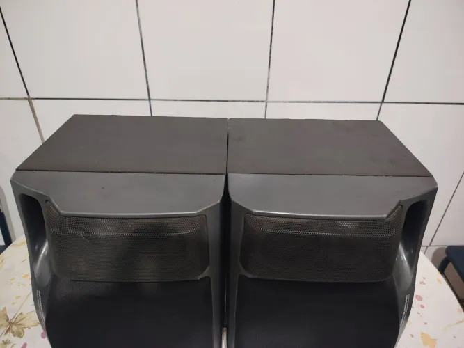 Caicaxe de som Aiwa
