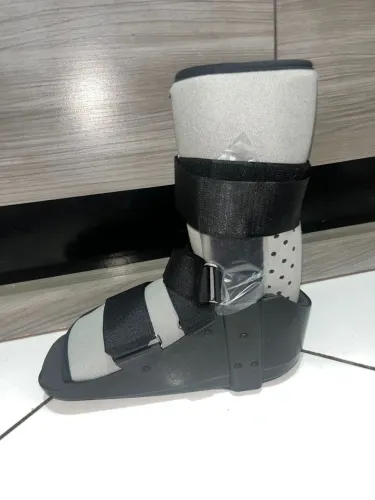 Bota Ortopédica Actimove NOVA Robofoot  - NUNCA USADA