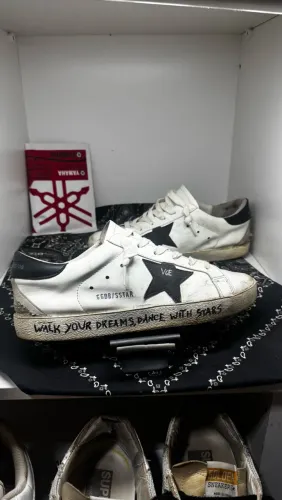 Golden goose