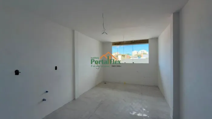 Sala à locação em Parque Residencial Laranjeiras - Serra/ES