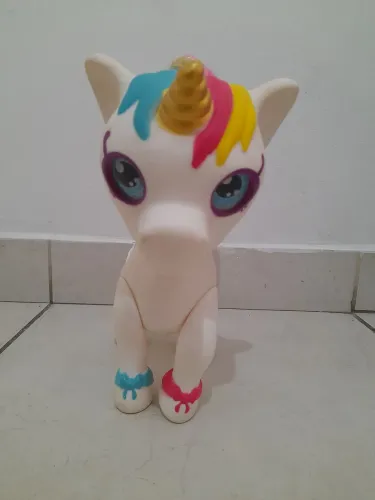 Boneco unicórnio infantil da Candide