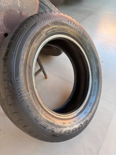 Vendo pneus usados Goodyear R$ 90,00