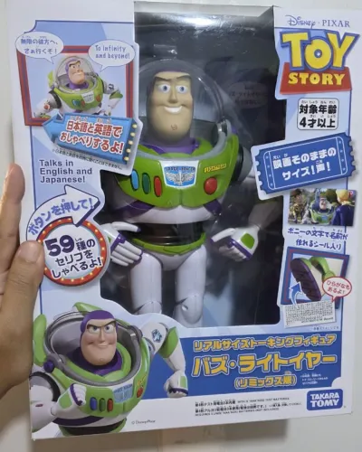Boneco Buzz Lightyear Takara Tomy Toy Story
