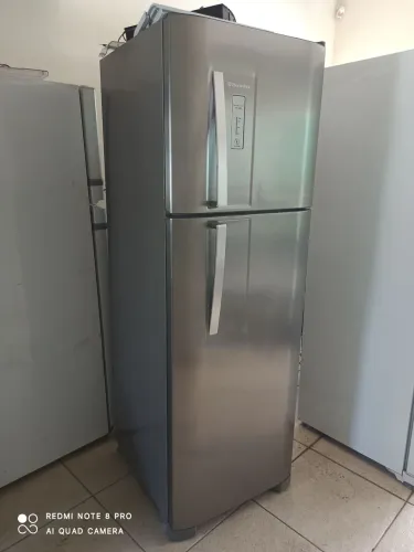 Geladeira Eletrolux Frost Free DFX42
