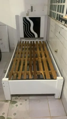 Cama solteiro 