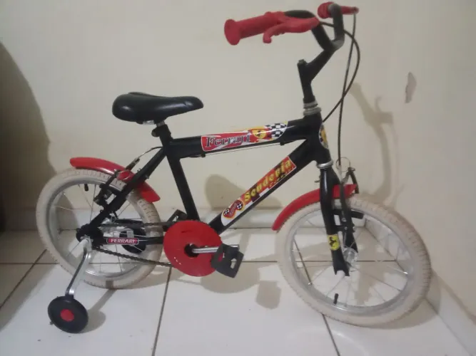Bicicleta infantil aro 16<br>Para crianças de 3 a 6 anos<br>Whatsapp 62 9 9646 - 6739
