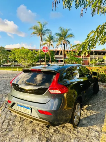 Volvo V40 T-4 Momentum 2.0 Aut. 2017