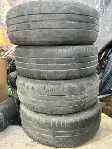 Pneus 185/60 aro 15 dunlop