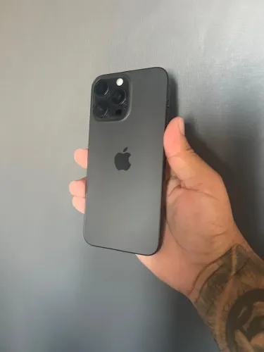 iPhone 15 pro 256gb impecável 