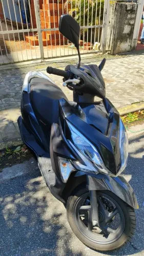 Honda Elite 125 bom estado.