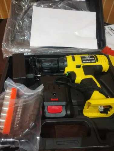parafusadeira 21 volts nova sem uso