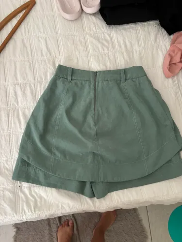 Short Saia Verde Claro
