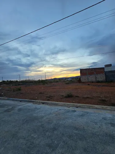 Vendo dois lotes no bairro Quincas da produção