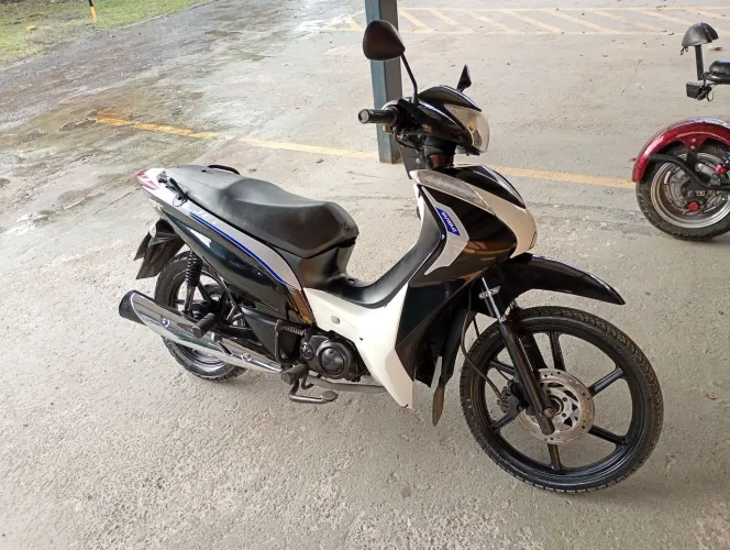 Vende-se jet 50x 