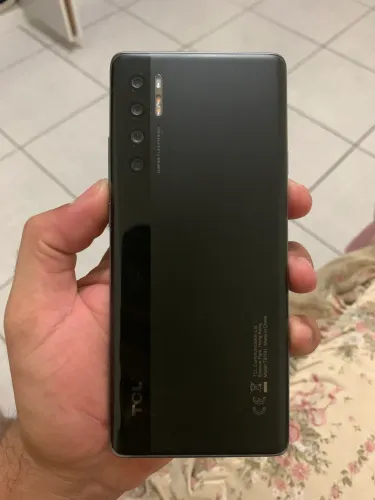 Celular TCL com Defeito 