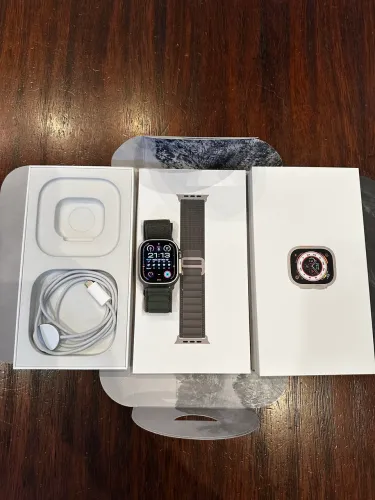 Apple Watch Ultra 49mm Titanium