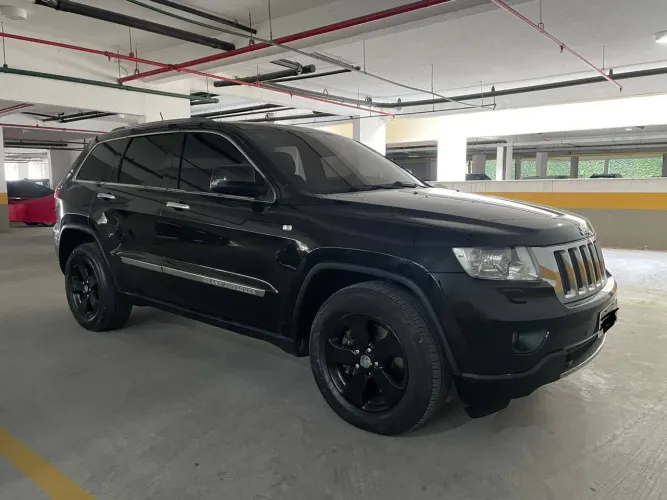 Jeep Grand Cherokee Limited 3.0 TB Dies. AUT 2013