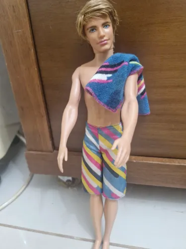 Boneco Ken Praia (Barbie) Anos 2000 - Mattel