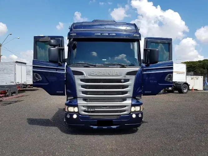 Scania R440 2015 6x2 Km originais