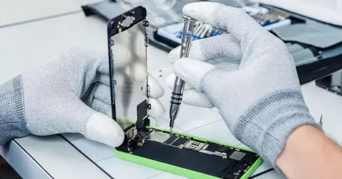 Manutenção de celular. Troca de tela e conector de carga