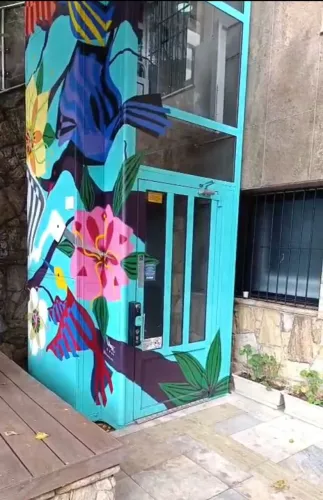 Elevador de acessibilidade 