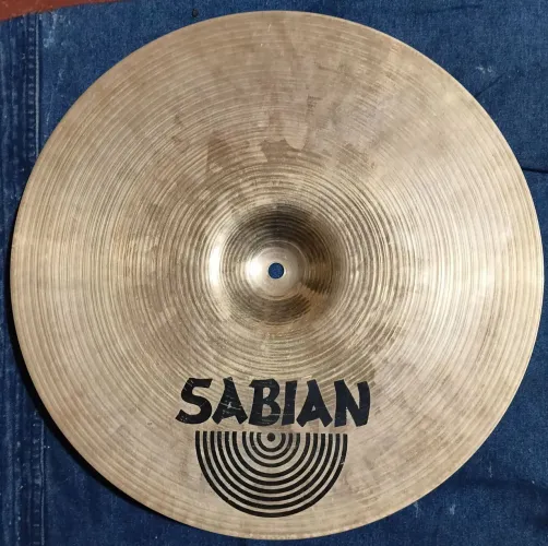 Prato SABIAN medium Crash AA 16,41 Promoção